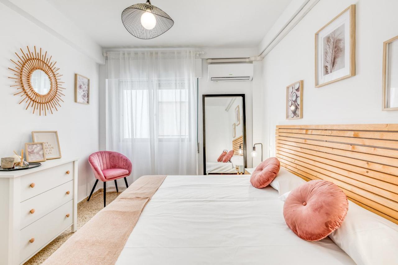 Hanami Avenida De Espana Beach Front - Mountain View Estepona Ngoại thất bức ảnh