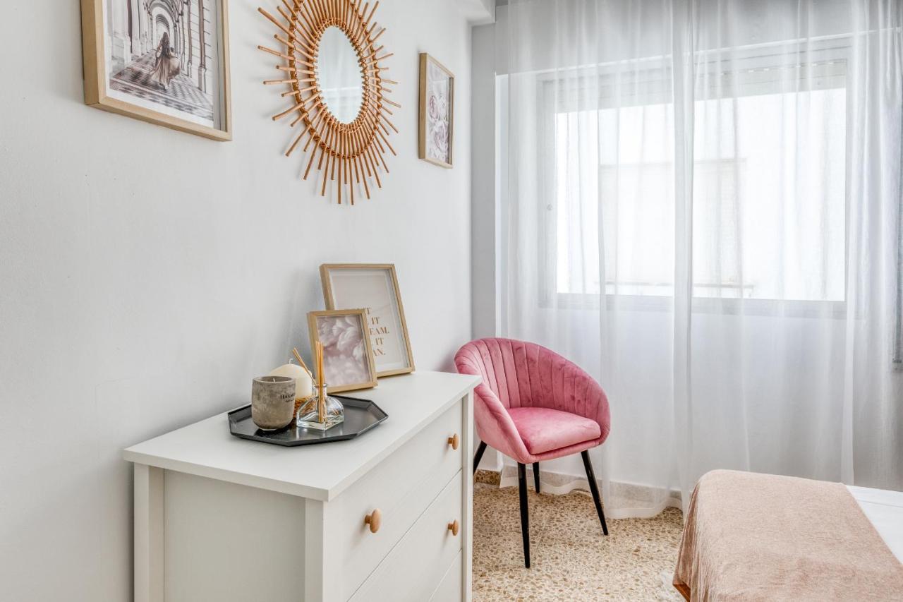 Hanami Avenida De Espana Beach Front - Mountain View Estepona Ngoại thất bức ảnh